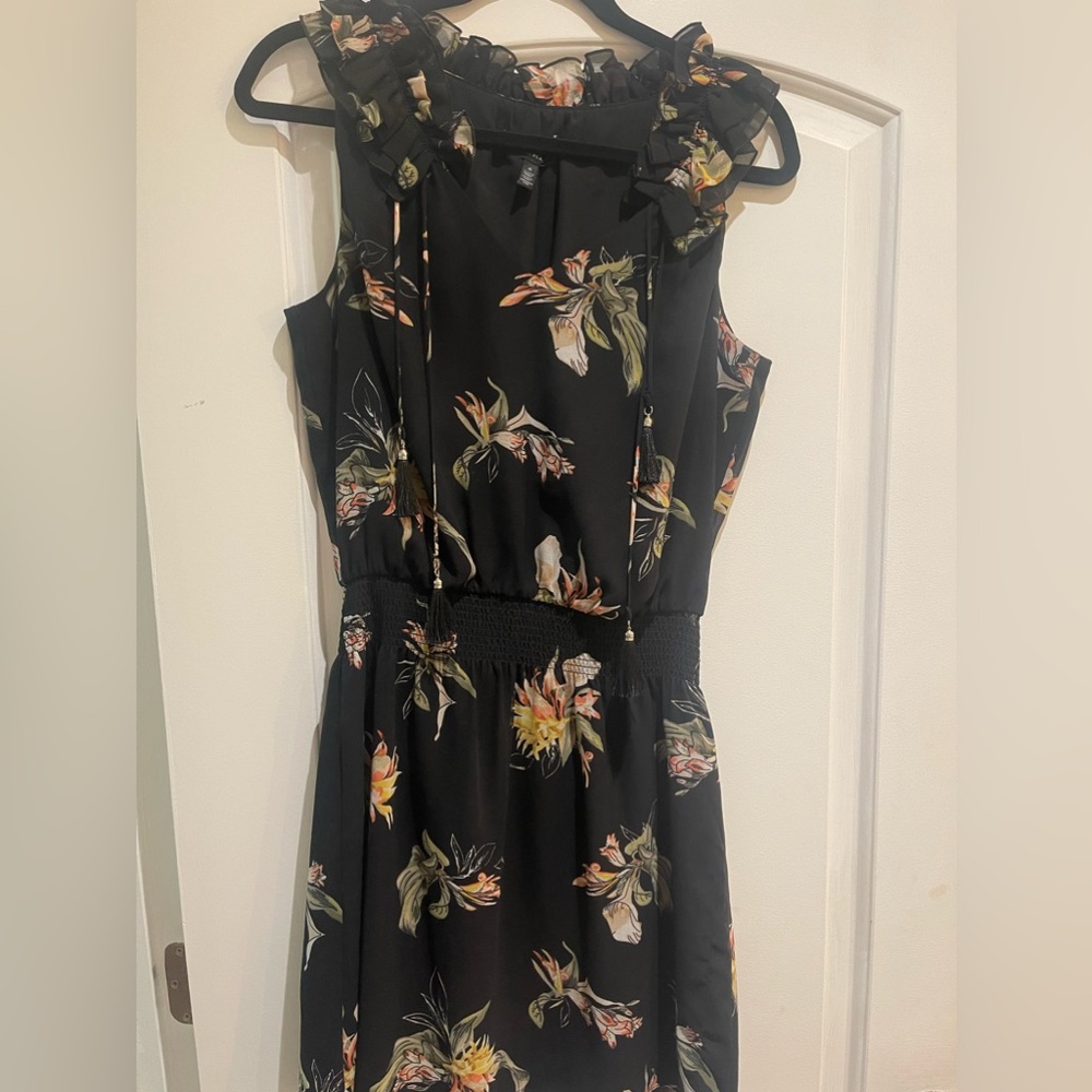White House black market floral dress